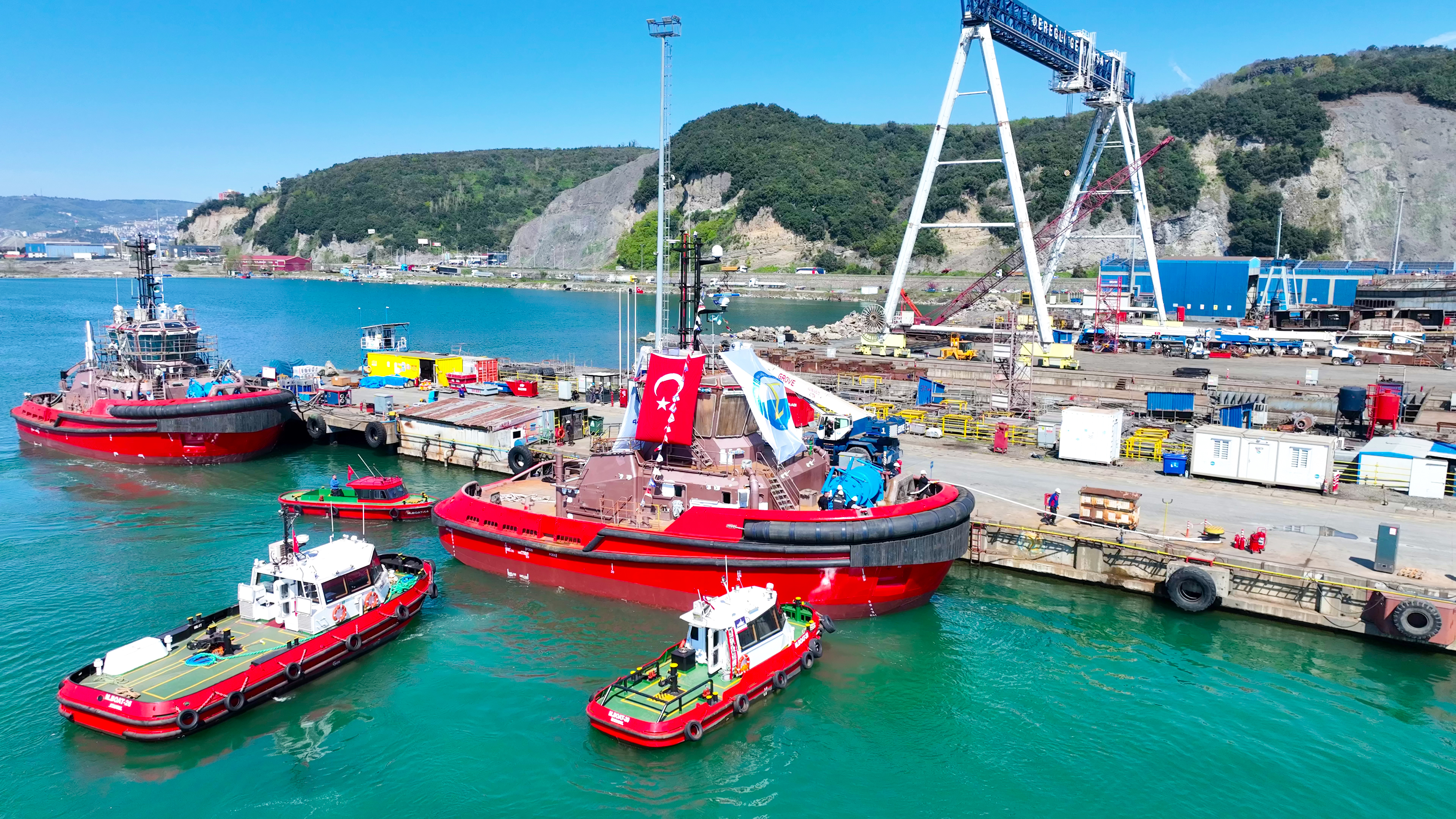 TWO NEW TUGBOATS FOR MED MARINE’S FLEET: THE FIRST WATER CONTACT OF THE RAmparts 2500-W SISTER VESSELS